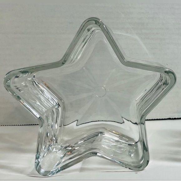 VINTAGE - HEAVY/WEIGHTED GLASS STAR CANDY DISHES/CANDLE HOLDERS - Picture 2 of 4